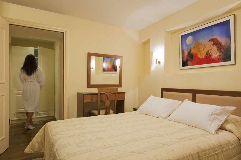 מלון Ellinon Thea אראחובה מראה חיצוני תמונה